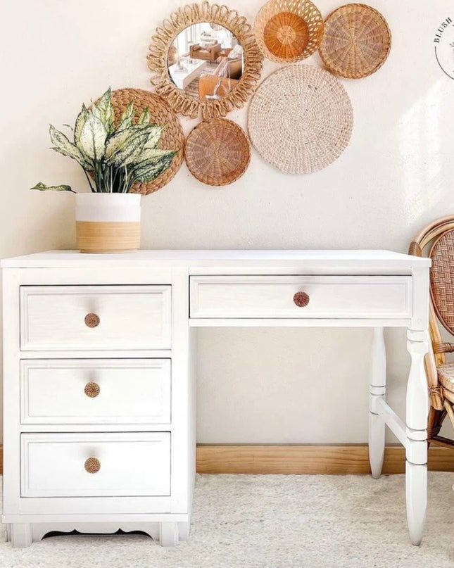 Dixie Belle Cotton Chalk Paint
