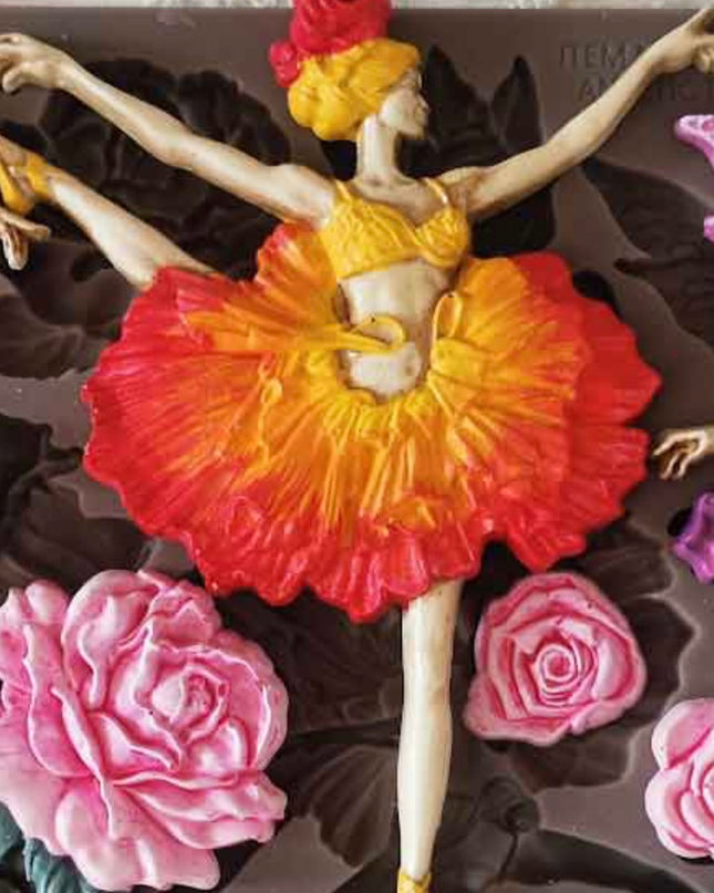 Redesign with Prima Angelic Twirl Mould for crafting and baking