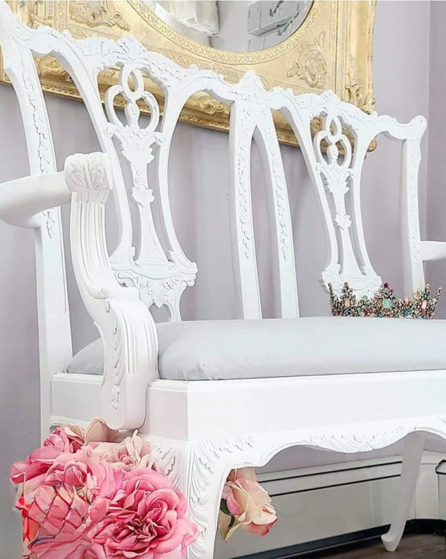 Dixie Belle Cotton Chalk Paint