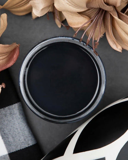 Dixie Belle CAVIAR Chalk Mineral Paint