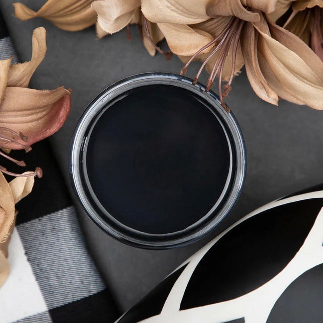 Dixie Belle CAVIAR Chalk Mineral Paint