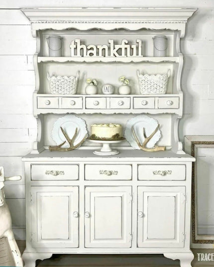 Dixie Belle FLUFF Chalk Mineral Paint