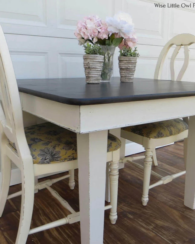 Dixie Belle FLUFF Chalk Mineral Paint