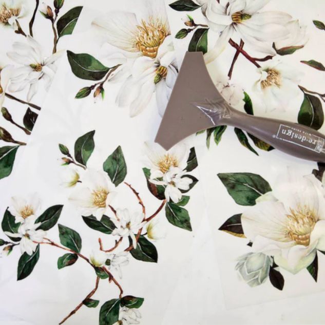 Redesign with Prima White Magnolia small decor transfer