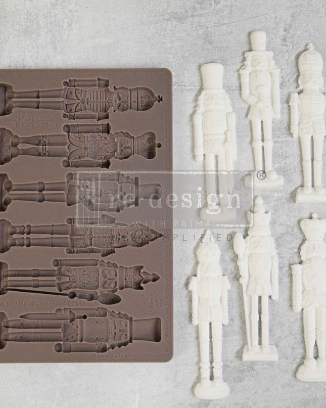 Nutcracker Magic Mould 2