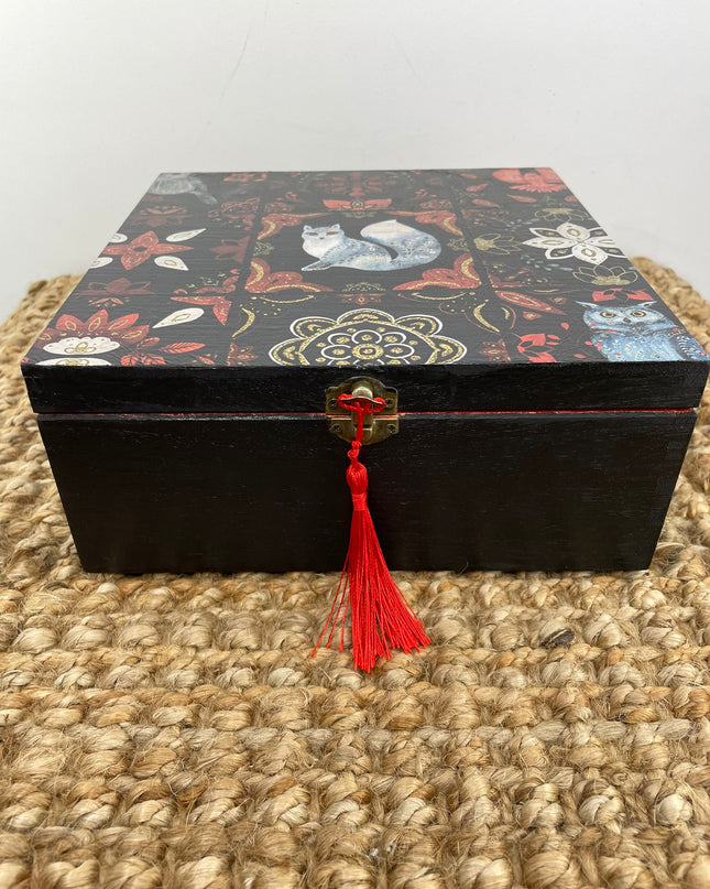 Cat Square Box Front