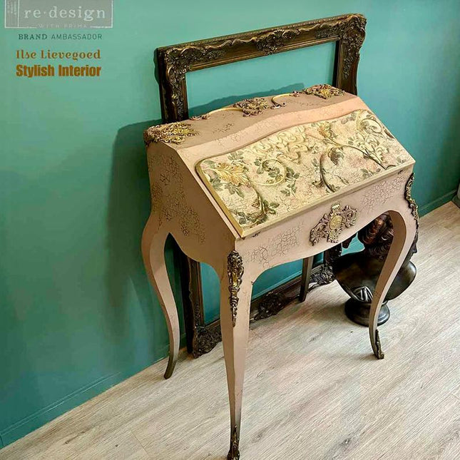 Redesign with Prima Chapelle Royale Tissue Paper