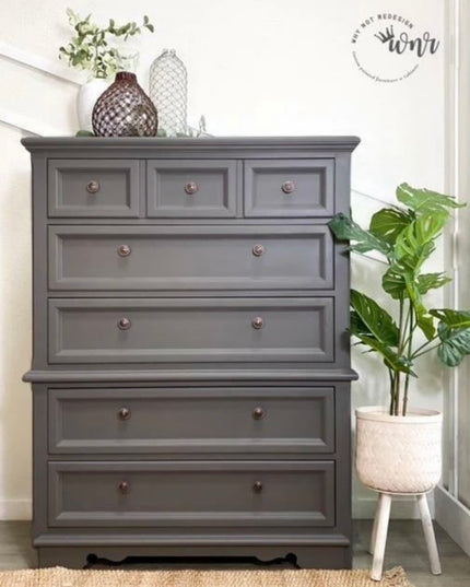 Dixie Belle HURRICANE GREY Chalk Mineral Paint
