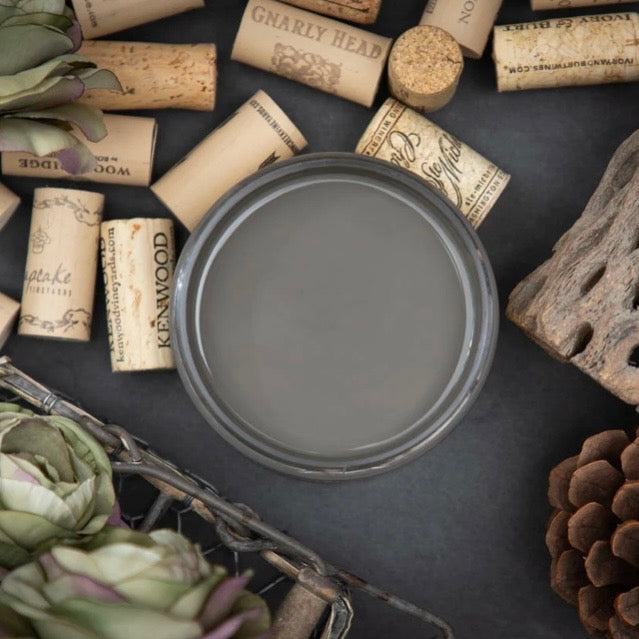Dixie Belle GRAVEL ROAD Chalk Mineral Paint