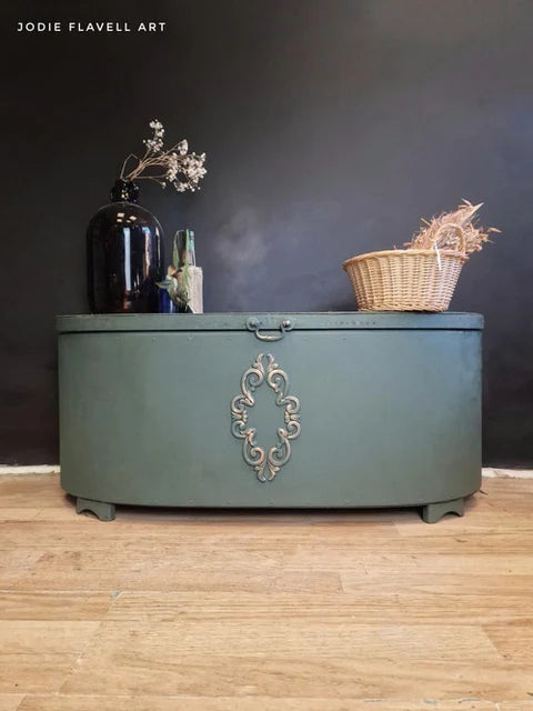 Briar Patch - Dixie Belle Chalk Mineral Paint - Charcoal Green Furniture Paint - All Sizes