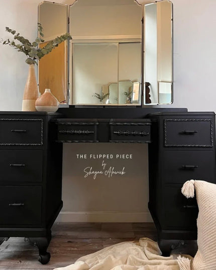 Dixie Belle MIDNIGHT SKY Chalk Mineral Paint