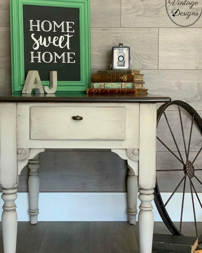 Dixie Belle SAND BAR Chalk Mineral Paint