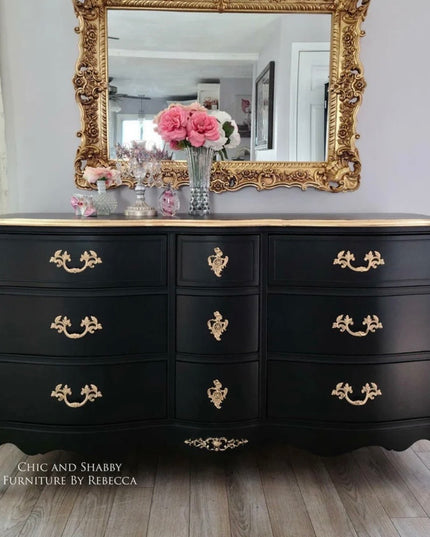 Dixie Belle CAVIAR Chalk Mineral Paint