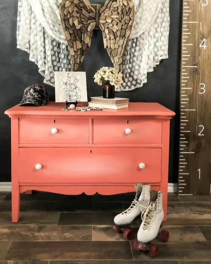Dixie Belle FLAMINGO Chalk Mineral Paint