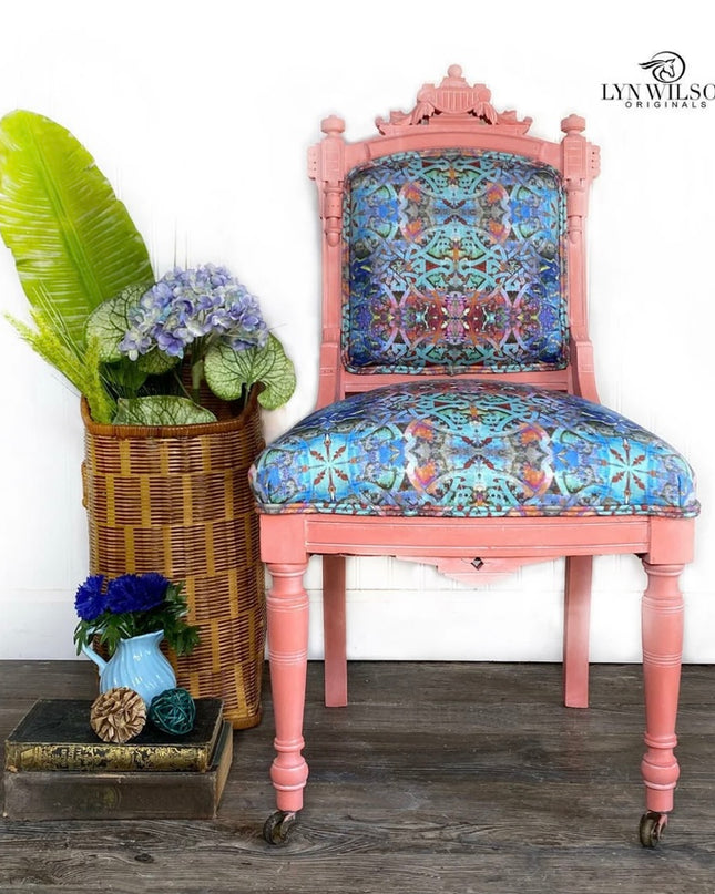 Dixie Belle FLAMINGO Chalk Mineral Paint