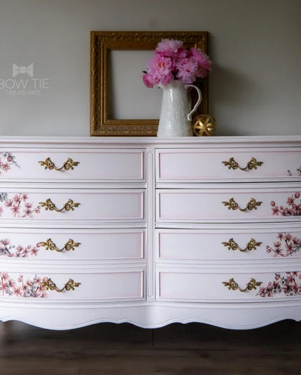 Dixie Belle Chalk Mineral Paint - Pink Champagne