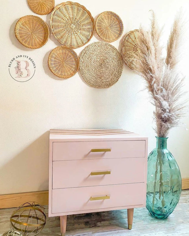 Dixie Belle Chalk Mineral Paint - Tea Rose - Dusky Pink
